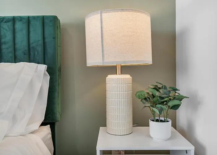 Stylish By Zenia - & Cozy Escape *