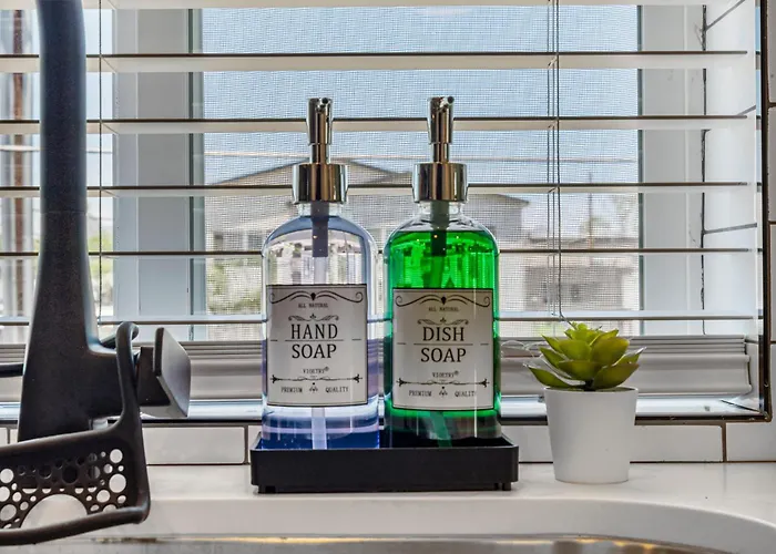 Stylish By Zenia - & Cozy Escape